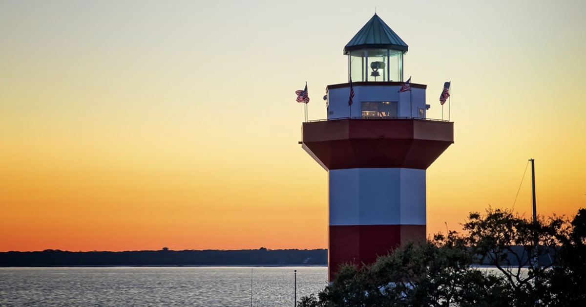 The Red-and-White Story: Why Harbour Town Lighthouse Wears Hilton Head’s Most Recognizable Stripes